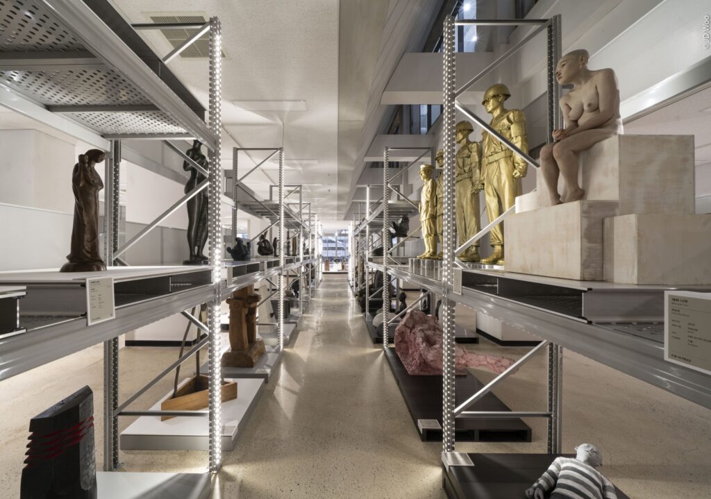 Panoramic view of the open storage facility at the National Museum of Modern and Contemporary Art, Cheongju ⓒ MMCA