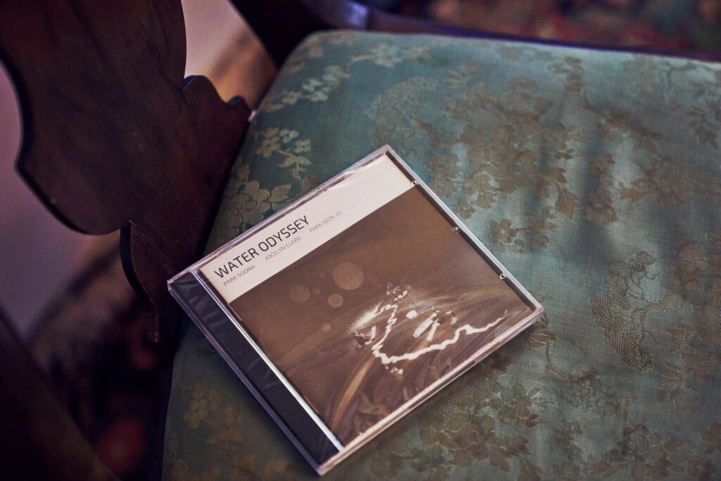 During the pandemic, Jocelyn released an album of improvised pieces, taking on a new artistic challenge.