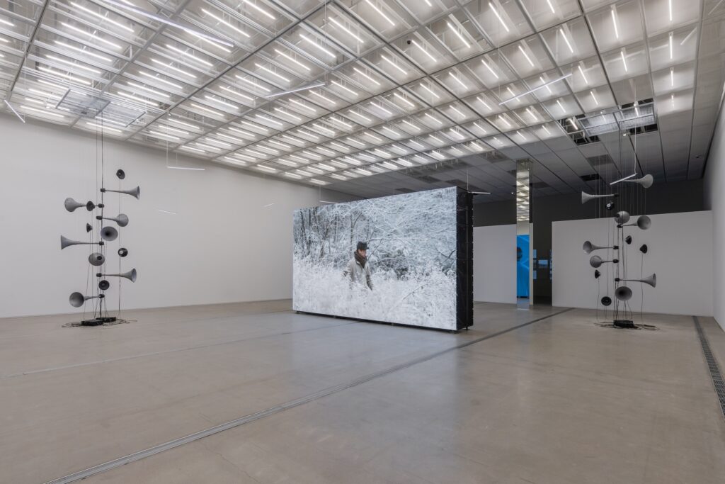 News from Nowhere: Freedom Village, 2-channel HD film installation, color, sound, 14 min 35 sec, Installation view at MMCA Seoul, 2021