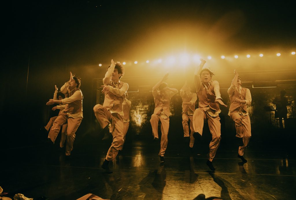 Ham:beth brings two seemingly distant worlds onto a single stage, layering pansori and a Korean sensibility within a Western framework of title, costume and instrumentation.